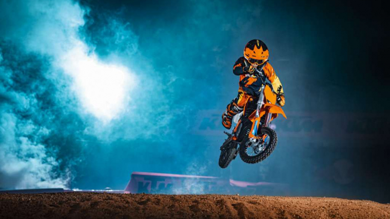 Electric motorcycle on desert trail - mobile e-bike repair and battery service Phoenix Arizona